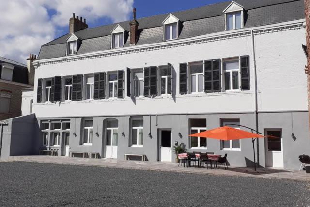 Les Appartements Fenelon Le Cateau-Cambresis Ngoại thất bức ảnh