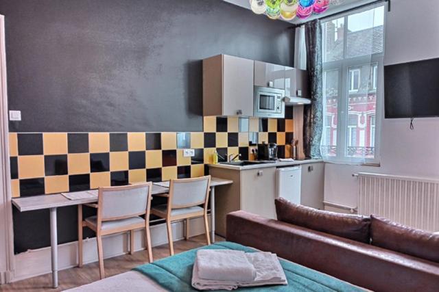 Les Appartements Fenelon Le Cateau-Cambresis Ngoại thất bức ảnh