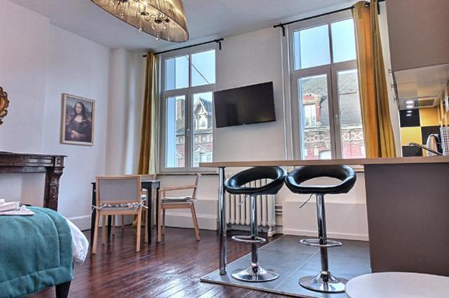 Les Appartements Fenelon Le Cateau-Cambresis Ngoại thất bức ảnh